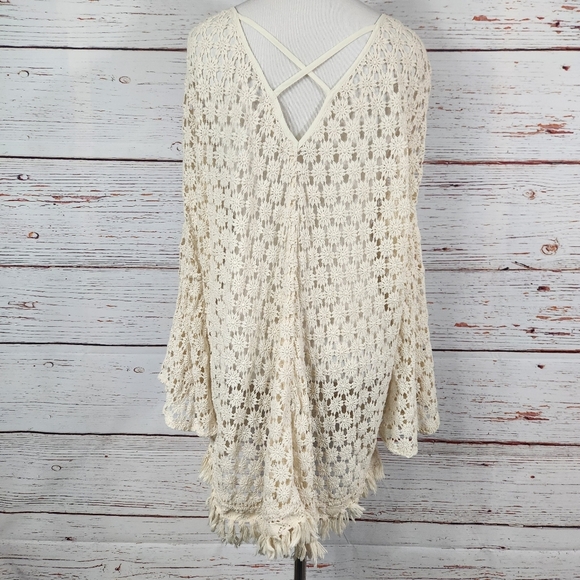 GYPSY JUNKIES Crochet Top Cover-Up (S/M) - Picture 4 of 7